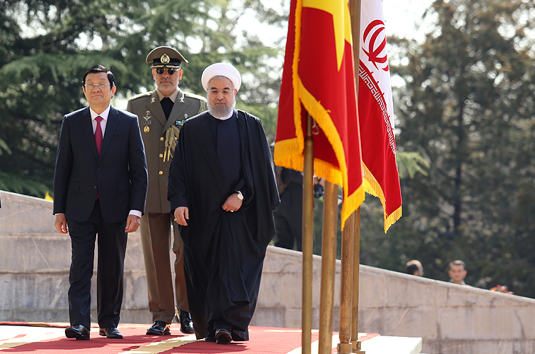 مراسم استقبال رسمی روحانی از رئیس جمهوری ویتنام