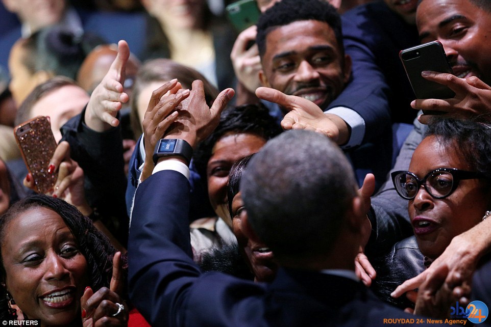 چهره اشک‌بار اوباما در نطق خداحافظی (تصاویر)
