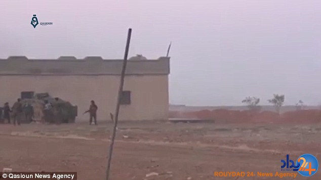 انفجار ناخواسته بمب‌گذار انتحاری داعش پیش از رسیدن به هدف (فیلم و تصاویر)