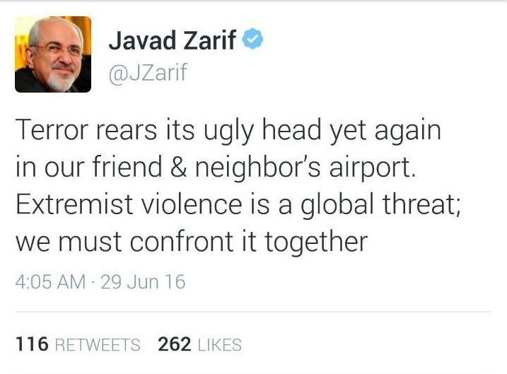 واکنش توئیتری ظریف به حملات تروریستی در فرودگاه استانبول (تصویر)