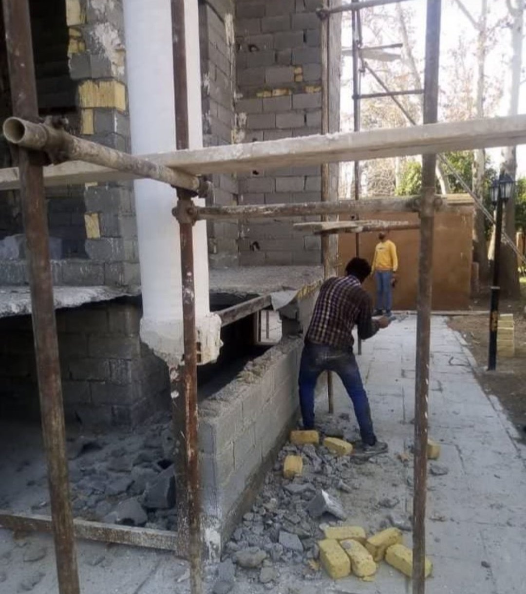 ساخت و ساز در باغ عفیف آباد