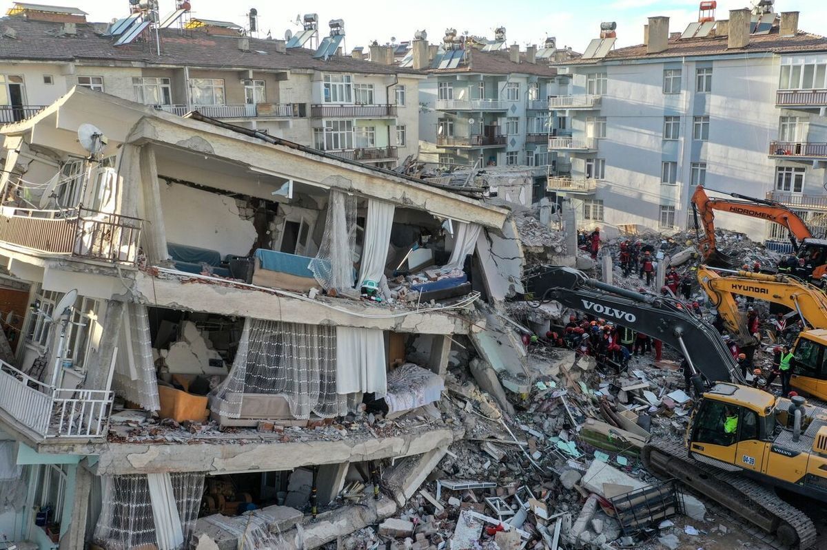 لحظاتی وحشتناک و دیده نشده از زلزله ترکیه! +فیلم