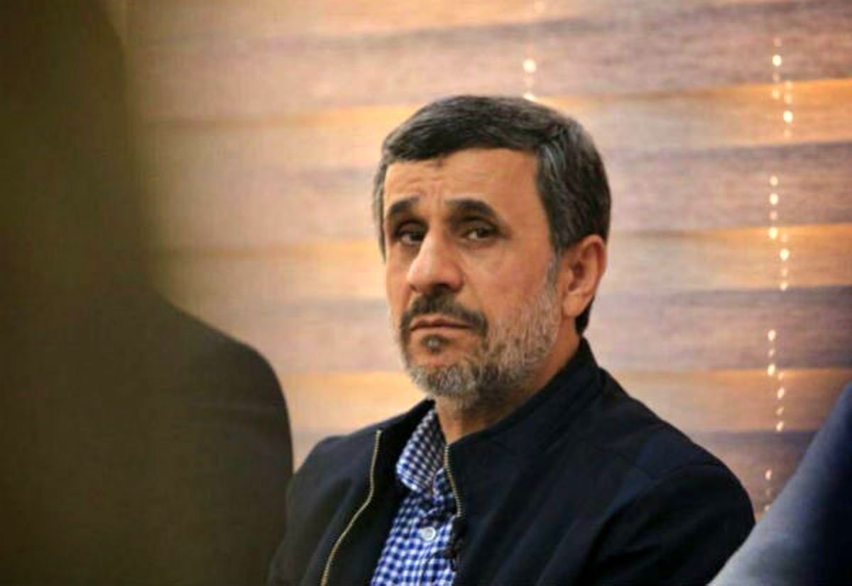 عضو نهاد ریاست جمهوری دولت دهم: احمدی‌نژاد تعادل ندارد؛ احتمالا می‌خواهد با سکوت جلب توجه کند