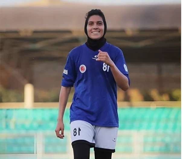 ملیکا محمدی فوتبالیست کیست/ علت فوت چیست؟