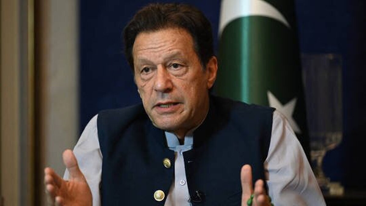 عمران خان: آماده گفت‌گو هستم، اما فرمانده ارتش با من مشکل دارد