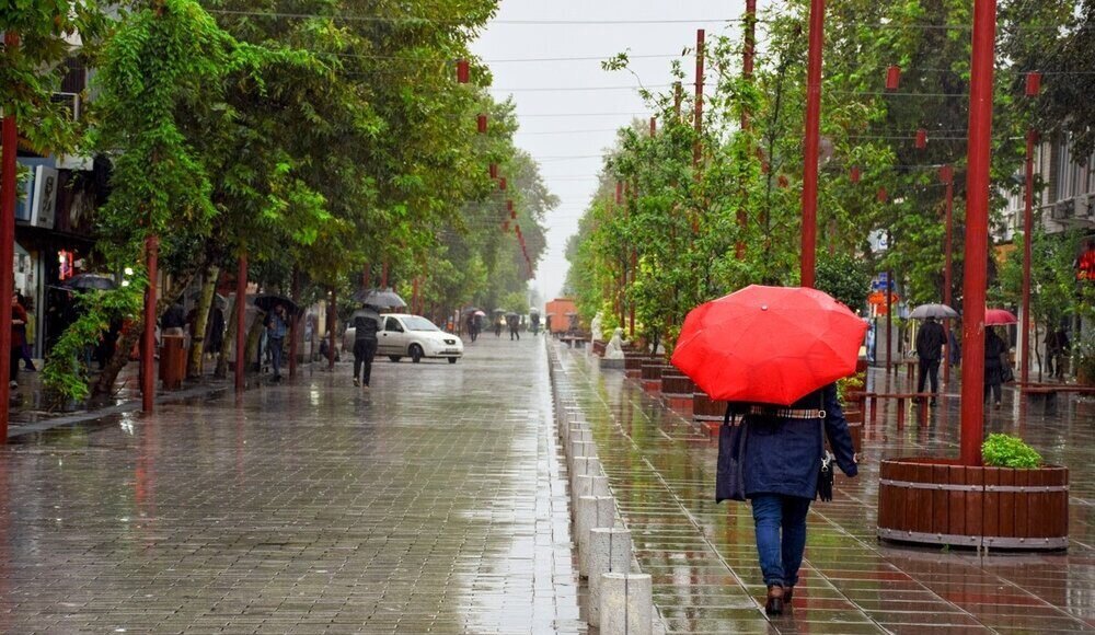 وضع هوای تهران تا روز شنبه ۱۳ آبان؛ بارش باران و کاهش محسوس دما