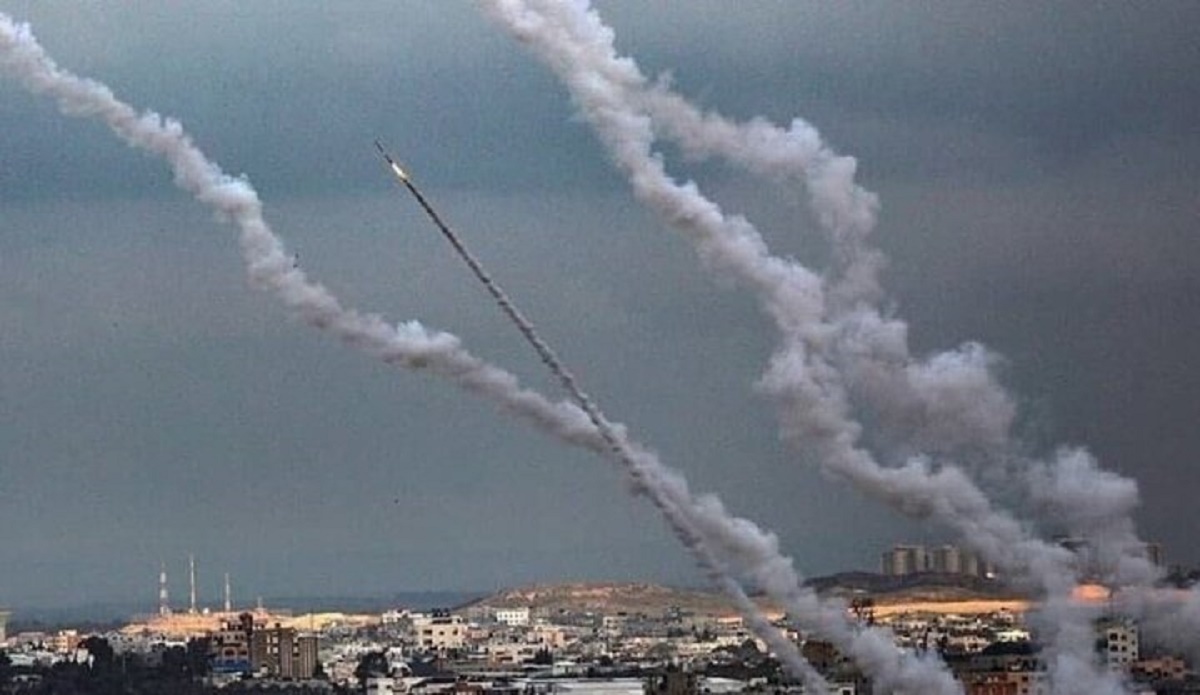ویدئویی از موشک‌باران بی‌وقفه در آسمان اسرائیل