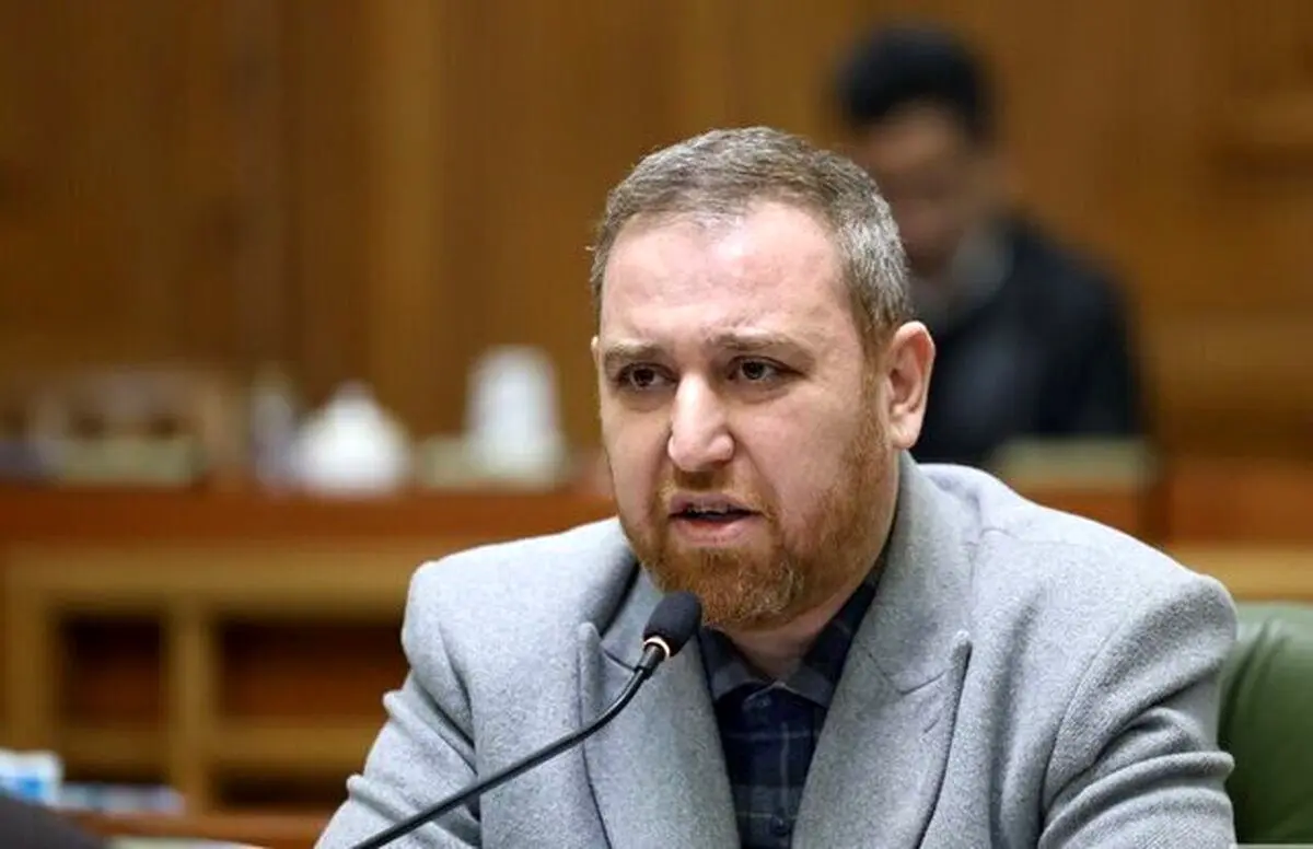 اقراریان: شهرداری تهران پول مردم را صرف تبلیغ شهردار میکند مهدی اقراریان