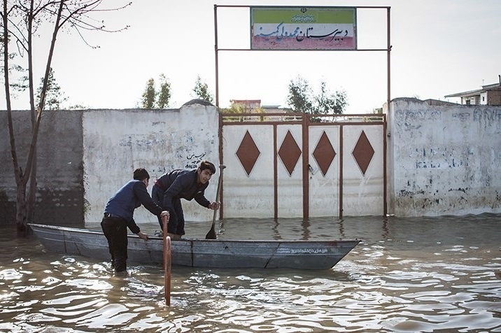 کوسه غراوی: دانش آموزان پشت کنکوری گلستان خانه ندارند/ فاطمه سعیدی: سیل زدگان را در شرایط بحرانی تنها نمی‌گذاریم