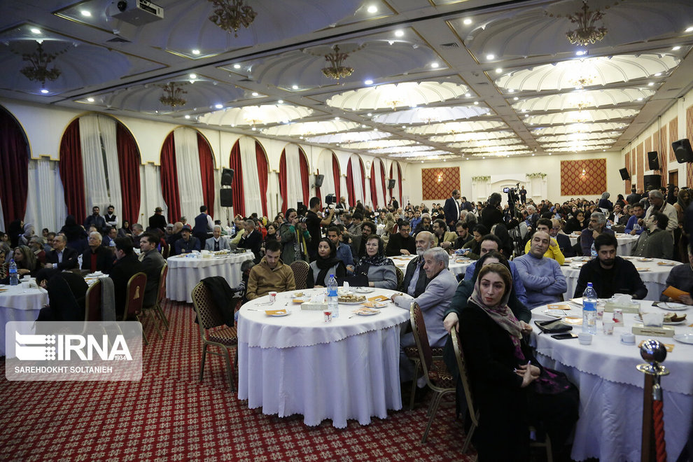 حاشیه و متن جشن منتقدان سینما؛ از حرفهای تند بهداد تا .. حاشیه و متن جشن منتقدان سینما؛ از حرفهای تند بهداد تا ..