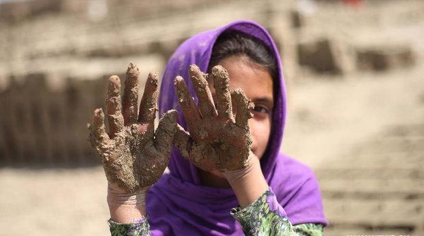 سهم ۱۳ درصدی کودکان کار از شاغلان ساختمانی/ نرخ کودکان دخترِ جویای کار افزایش یافت