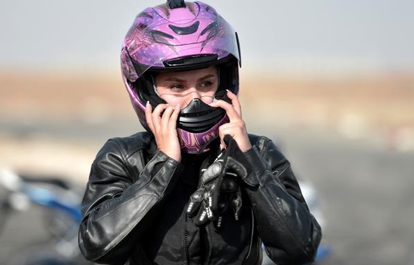 واکنش عضو شورای شهر تهران به صدور گواهینامه موتورسیکلت برای زنان/  امیدواریم پلیس همکاری کند