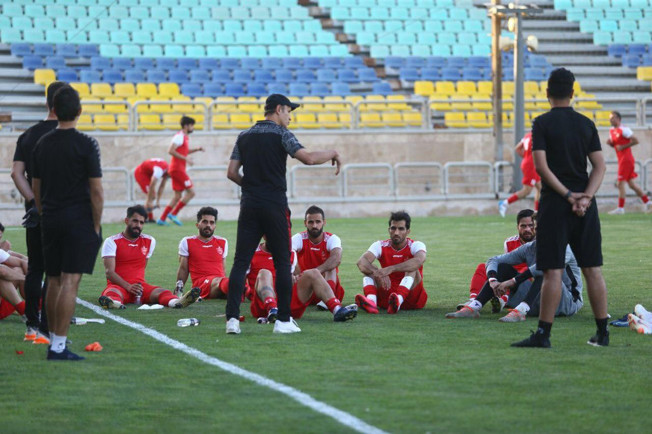 دربی استقلال و پرسپولیس