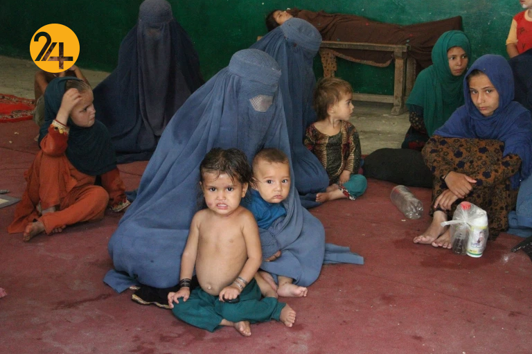 افزایش روزافزون شمار آوارگان داخلی افغانستان در پی حملات طالبان و فرار هزارن افغان