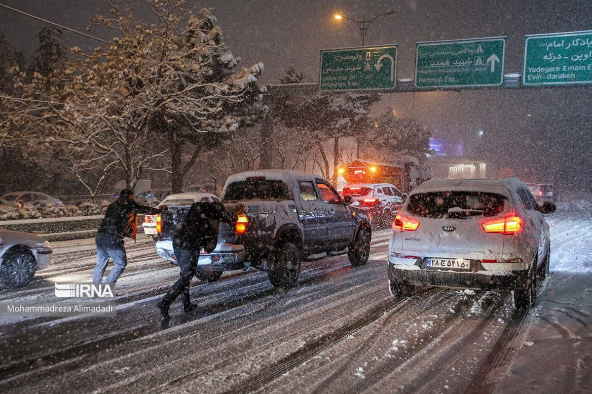 وضعیت بغرنج شهروندان پس از برف تهران