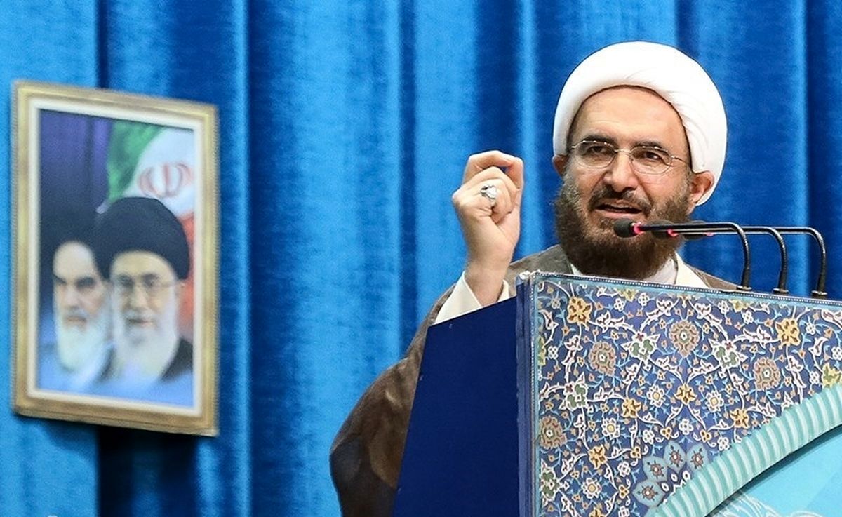 مطالبه خطیب نماز جمعه تهران درباره حجاب: «با برنامه» برخورد شود
