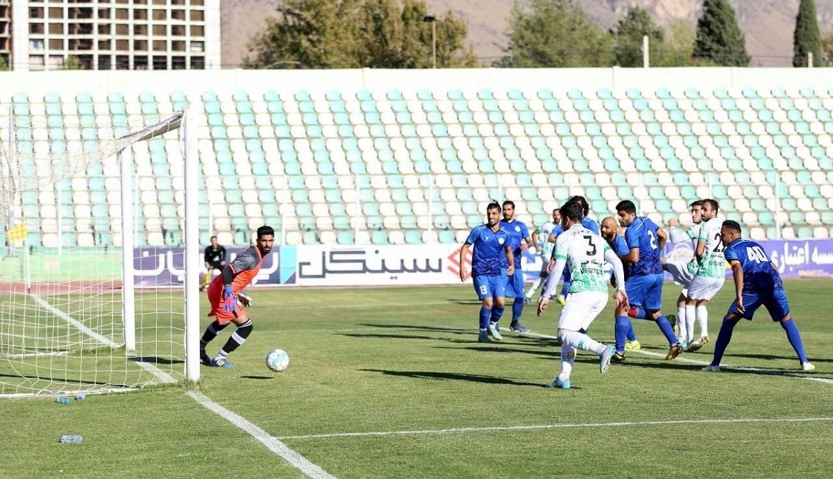 درگیری در فوتبال امیدها؛ دست و دماغ شکسته شد!