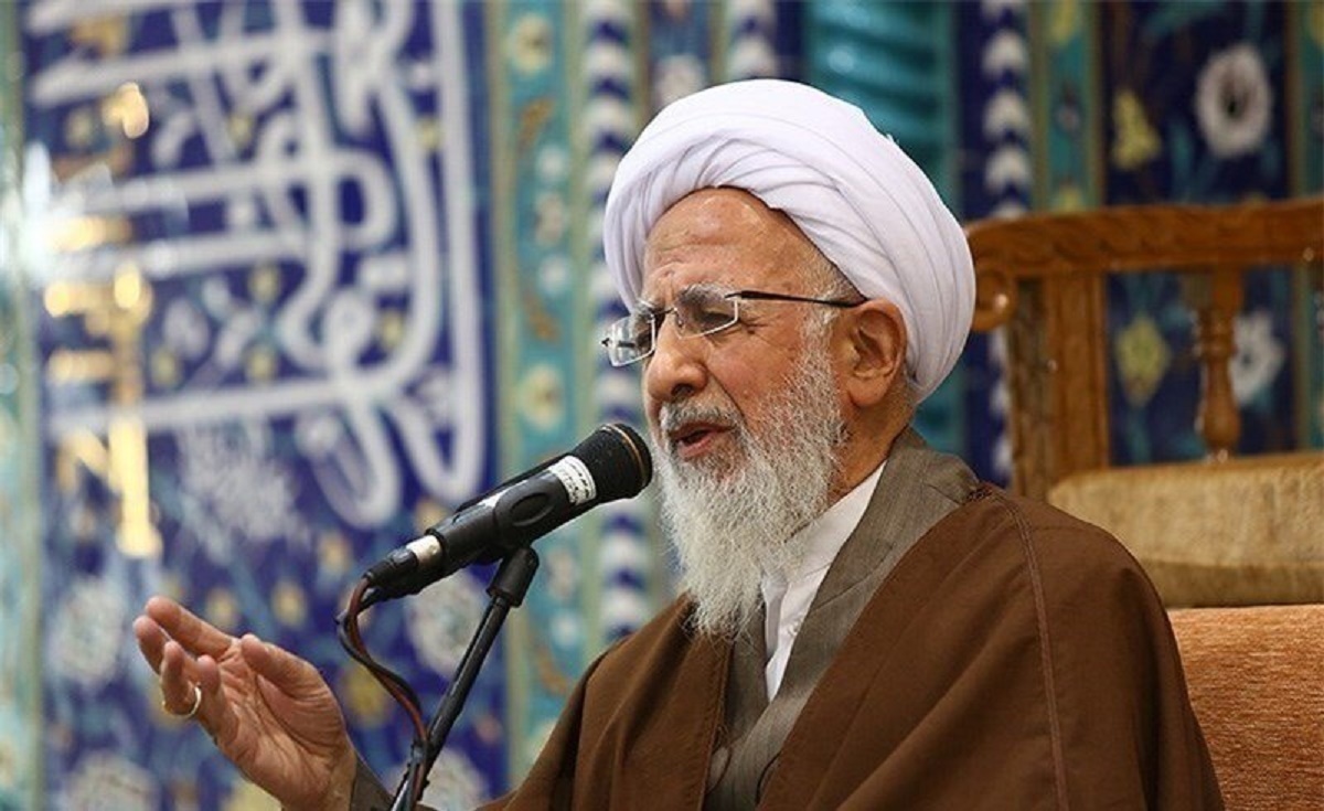 آیت الله جوادی آملی: چطور می‌شود انسان در فضای اسلامی زندگی کند و پس از چندی سر از اوین در بیاورد؟