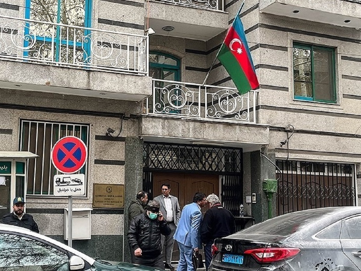 ایران ۴ دیپلمات آذربایجان را اخراج کرد