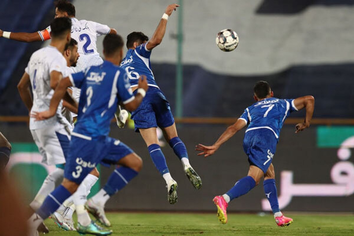 پیروزی سخت استقلال با گل شماره ۱۰۰۰ پیروزی سخت استقلال با گل شماره ۱۰۰۰