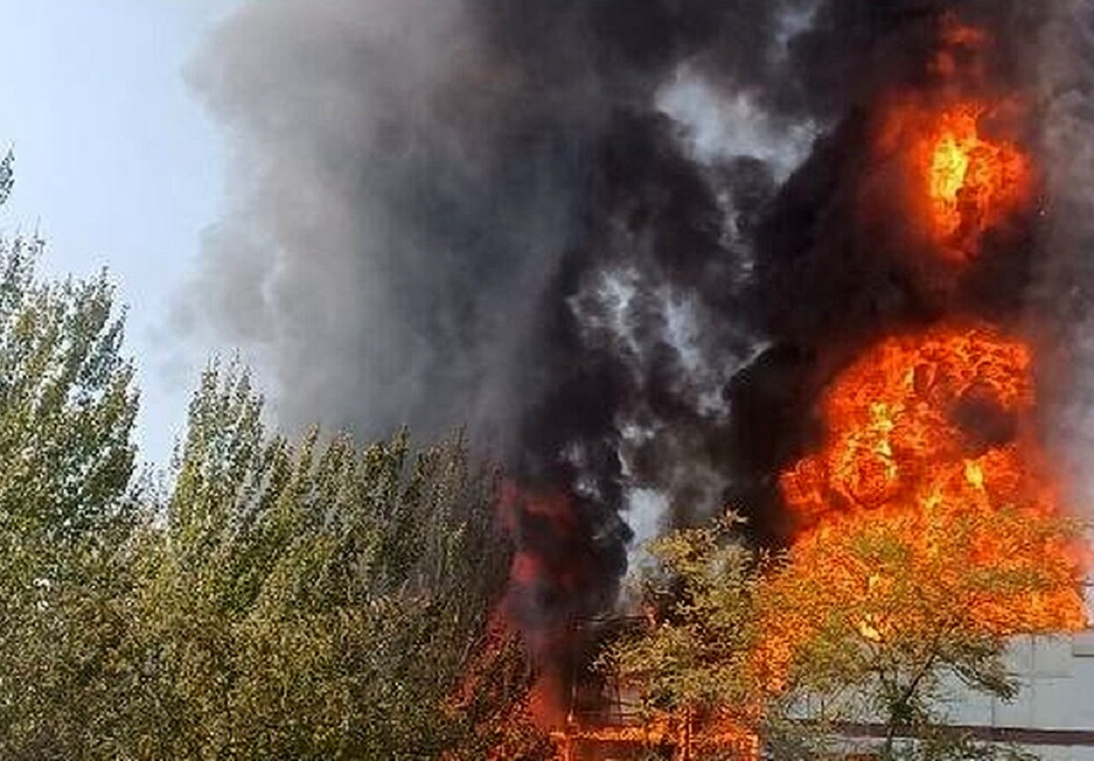 آتش‌سوزی عجیب پل هوایی مشهد