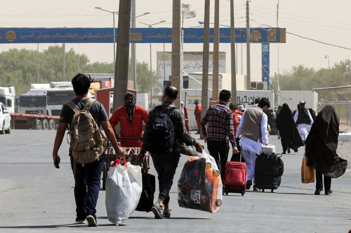 ببینید| جمع‌آوری اتباع غیرمجاز در شهرستان رباط کریم