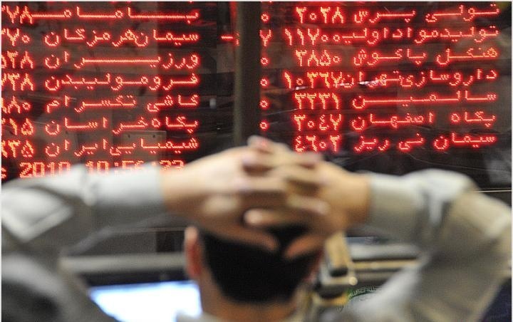 چرا بورس در سه هفته اخیر افت کرد؟ چرا بورس در سه هفته اخیر افت کرد؟