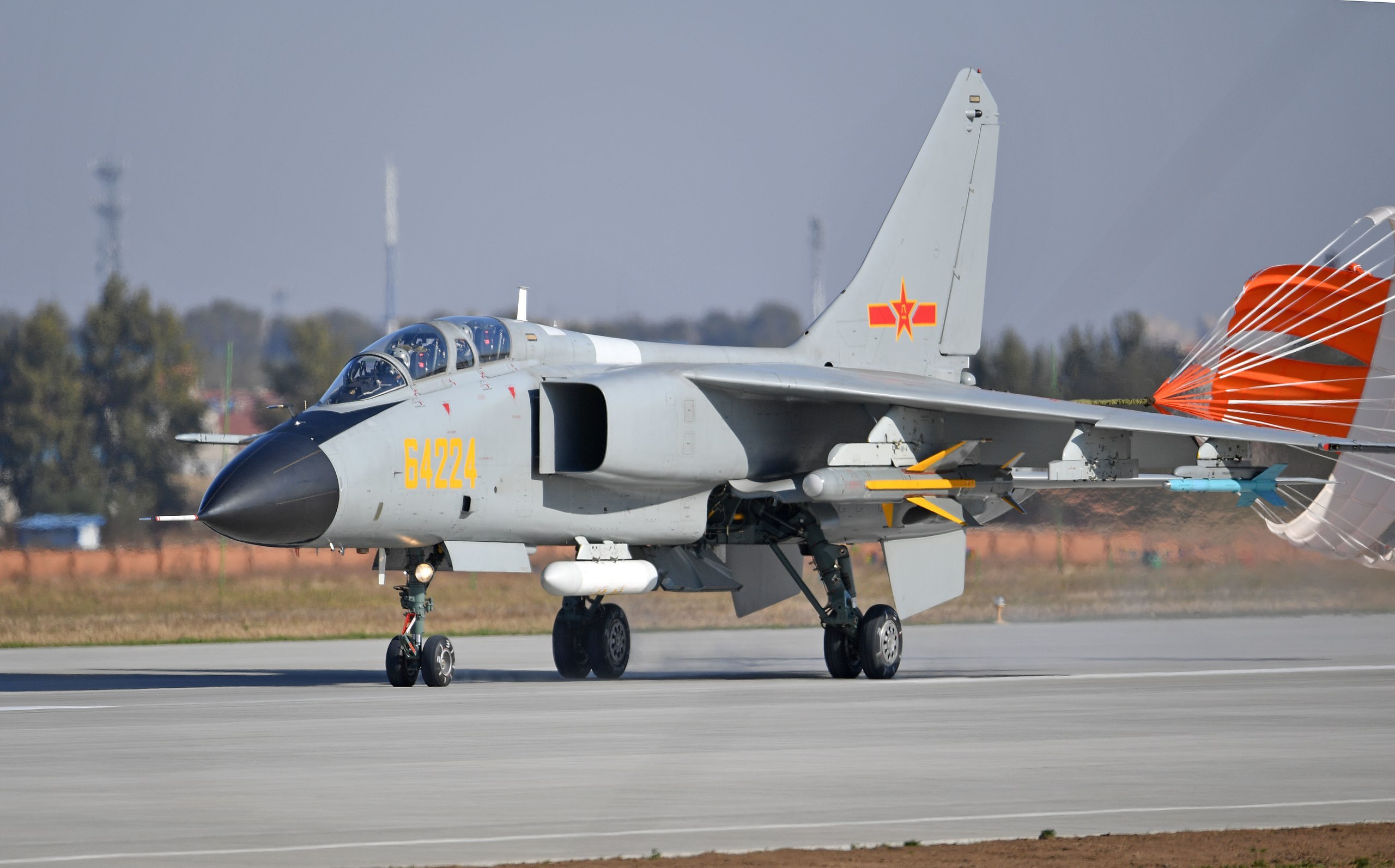 جنگنده بمب افکن شیان JH-۷ چین جنگنده بمب افکن شیان JH-۷ چین