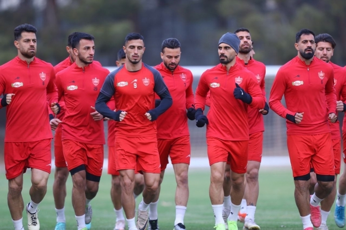 پوستر پرسپولیس برای بازگشت به کورس قهرمانی