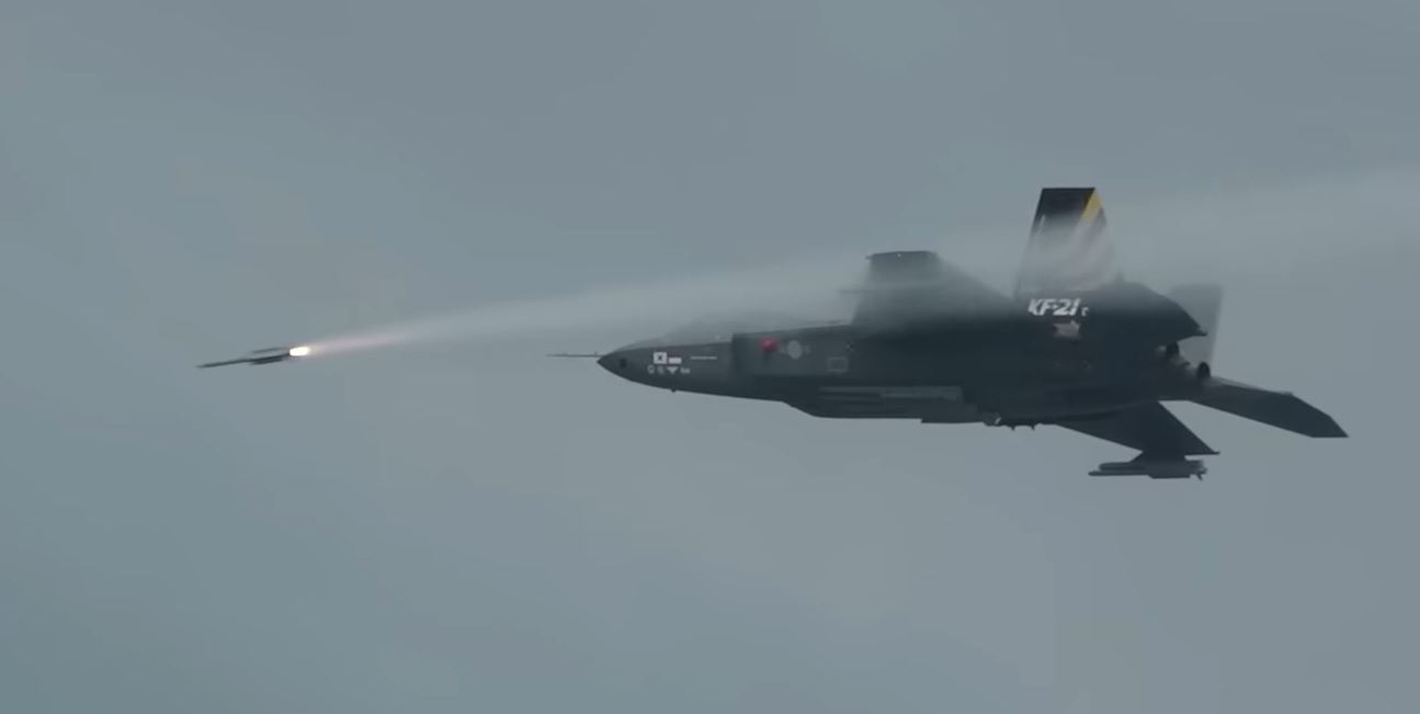 مشخصات موشک هدایت شونده هوا به هوا IRIS-T مشخصات موشک هدایت شونده هوا به هوا IRIS-T