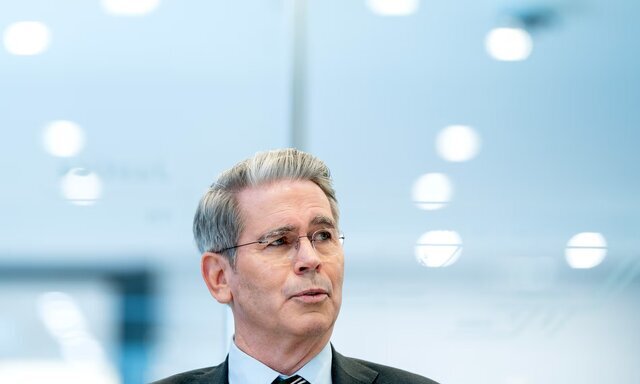 وزیر خزانهداری آمریکا مدعی شد: ایران را فقیر خواهیم کرد وزیر خزانهداری آمریکا مدعی شد: ایران را فقیر خواهیم کرد