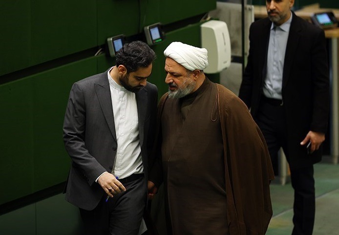 نقش مثلث رسایی، آقاتهرانی و ثابتی در فشار بر پزشکیان نقش مثلث رسایی، آقاتهرانی و ثابتی در فشار بر پزشکیان