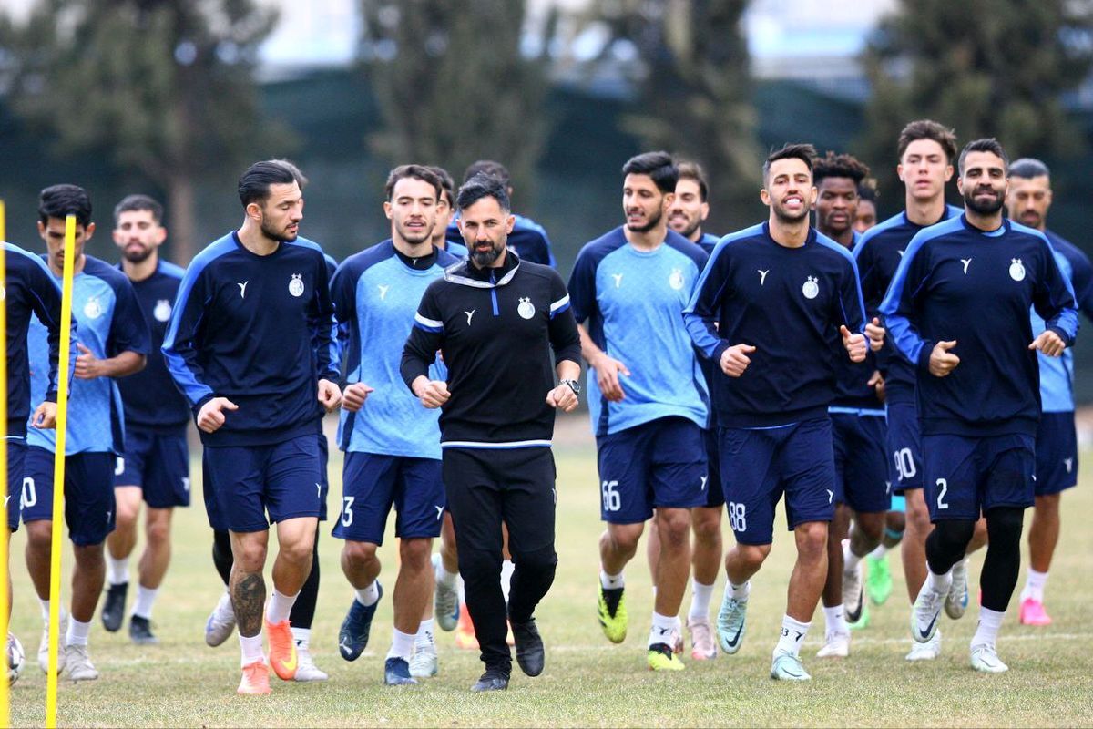 استقلال به دربی پنجشنبه رضایت داد؟ استقلال به دربی پنجشنبه رضایت داد؟