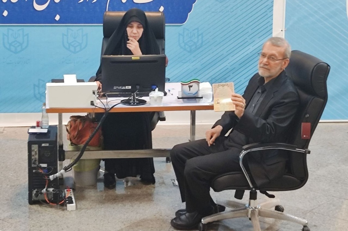 اظهارات علی لاریجانی پس از ثبت نام در انتخابات ریاست جمهوری
