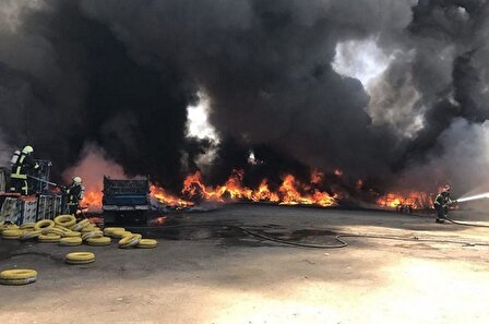 سوختن ۵۰ نفر در آتش سوزی | کارخانه لاستیک سازی تهران طعمه حریق شد