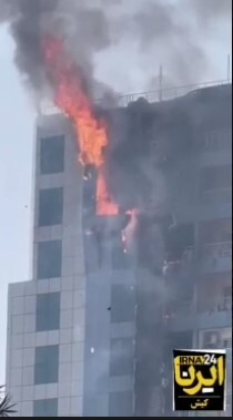 ببینید| آتش سوزی در برج مونا / حریق در حال نشر به واحد‌های فوقانی است