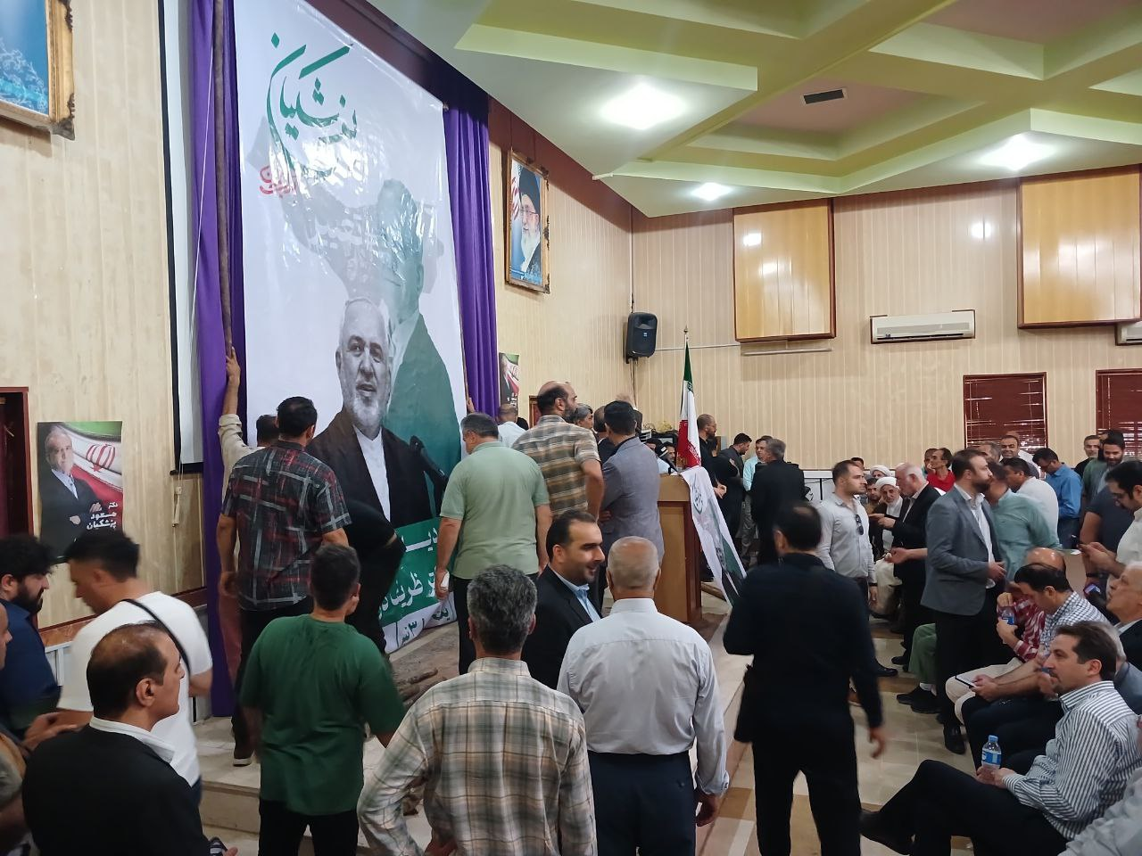 گروه های فشار جلسه سخنرانی ظریف در مازندران را هم به تنش کشاندند