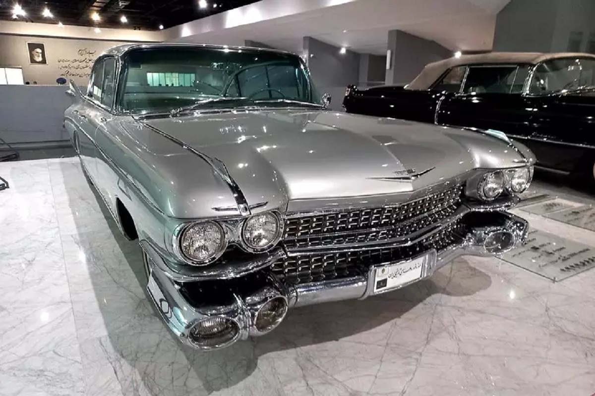 همه چیز درباره موزه خودروهای تاریخی ایران همه چیز درباره موزه خودروهای تاریخی ایران