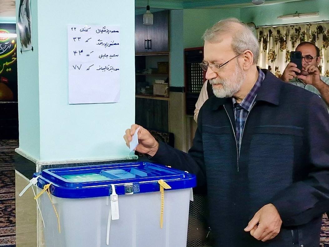 علی لاریجانی در مازندران رأی داد +عکس