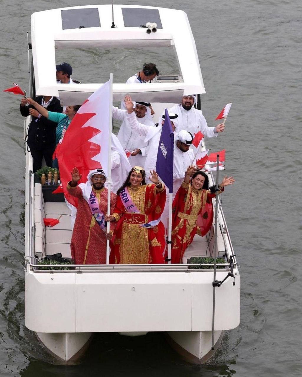 آغاز افتتاحیه المپیک ۲۰۲۴ + عکسها و فیلمها آغاز افتتاحیه المپیک ۲۰۲۴ + عکسها و فیلمها