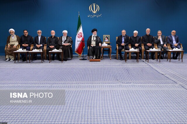 دیدار اعضای دولت چهاردهم با رهبری دیدار اعضای دولت چهاردهم با رهبری