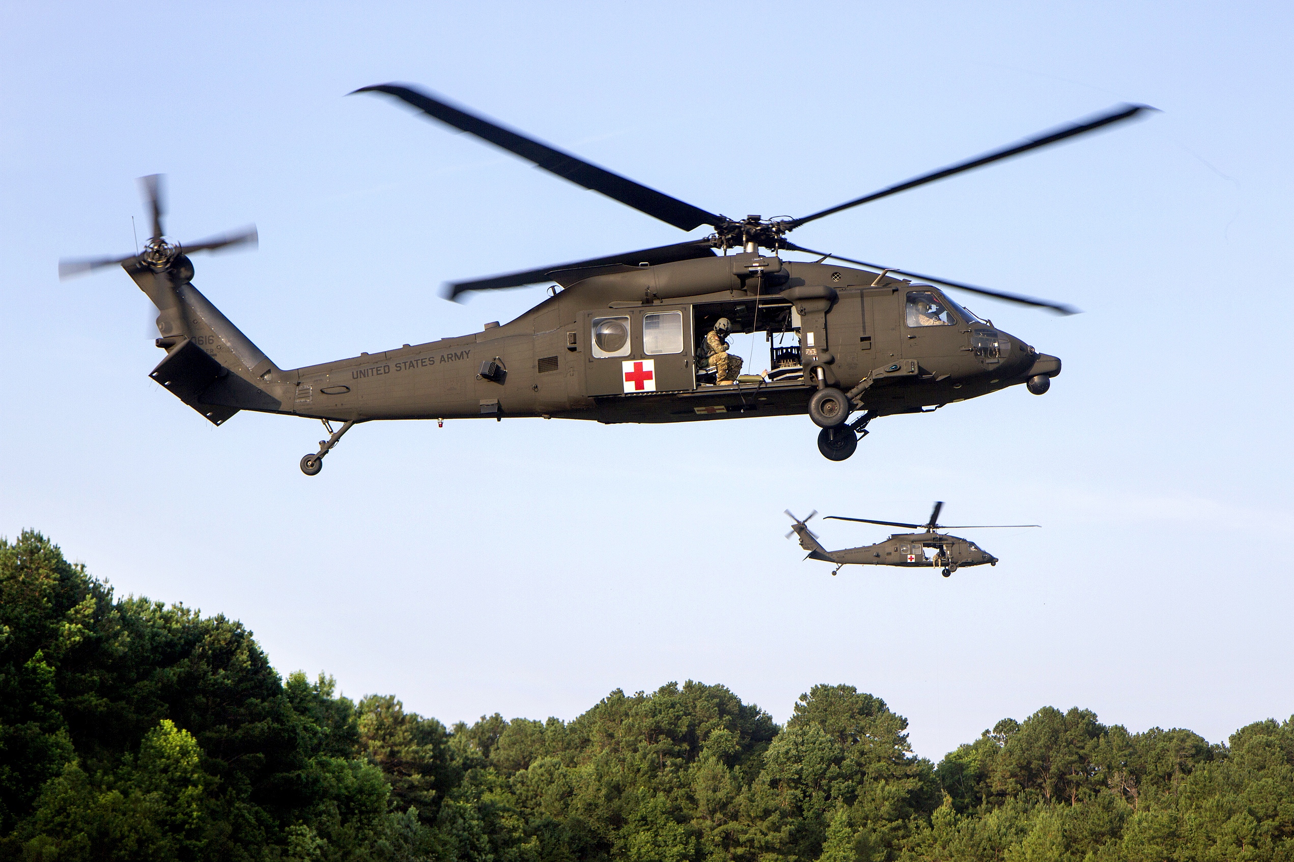 مشخصات هلیکوپتر سیکورسکی HH-60M