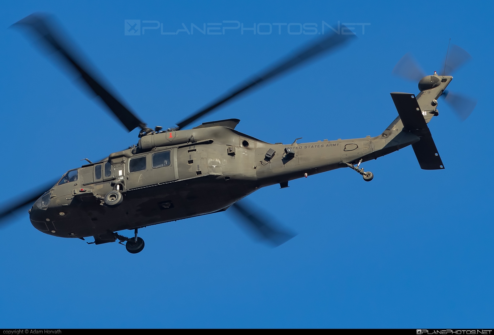 مشخصات هلیکوپتر سیکورسکی HH-60M