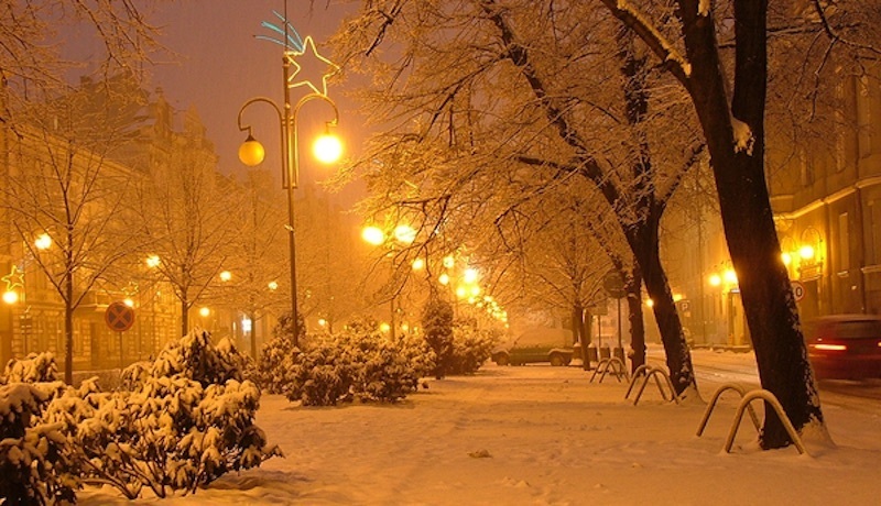 برف مهمان شب یلدای ایران