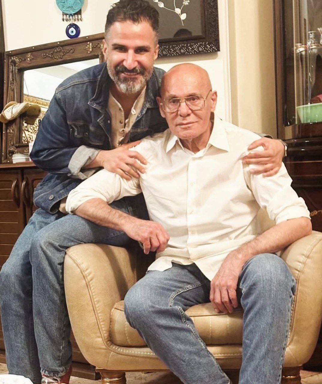 تصویری جدید از جمشید هاشم پور در نوروز ۱۴۰۴ تصویری جدید از جمشید هاشم پور در نوروز ۱۴۰۴