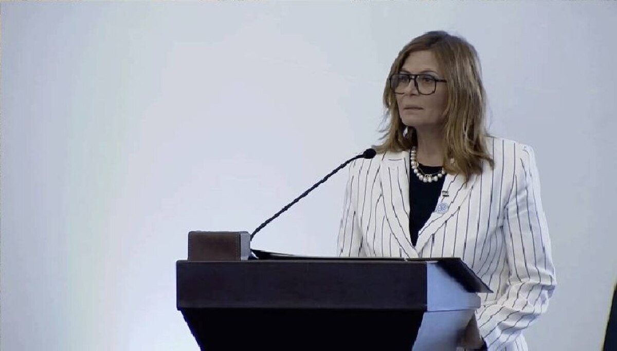 تنها زن حاضر در دولت جدید سوریه کیست؟ تنها زن حاضر در دولت جدید سوریه کیست؟