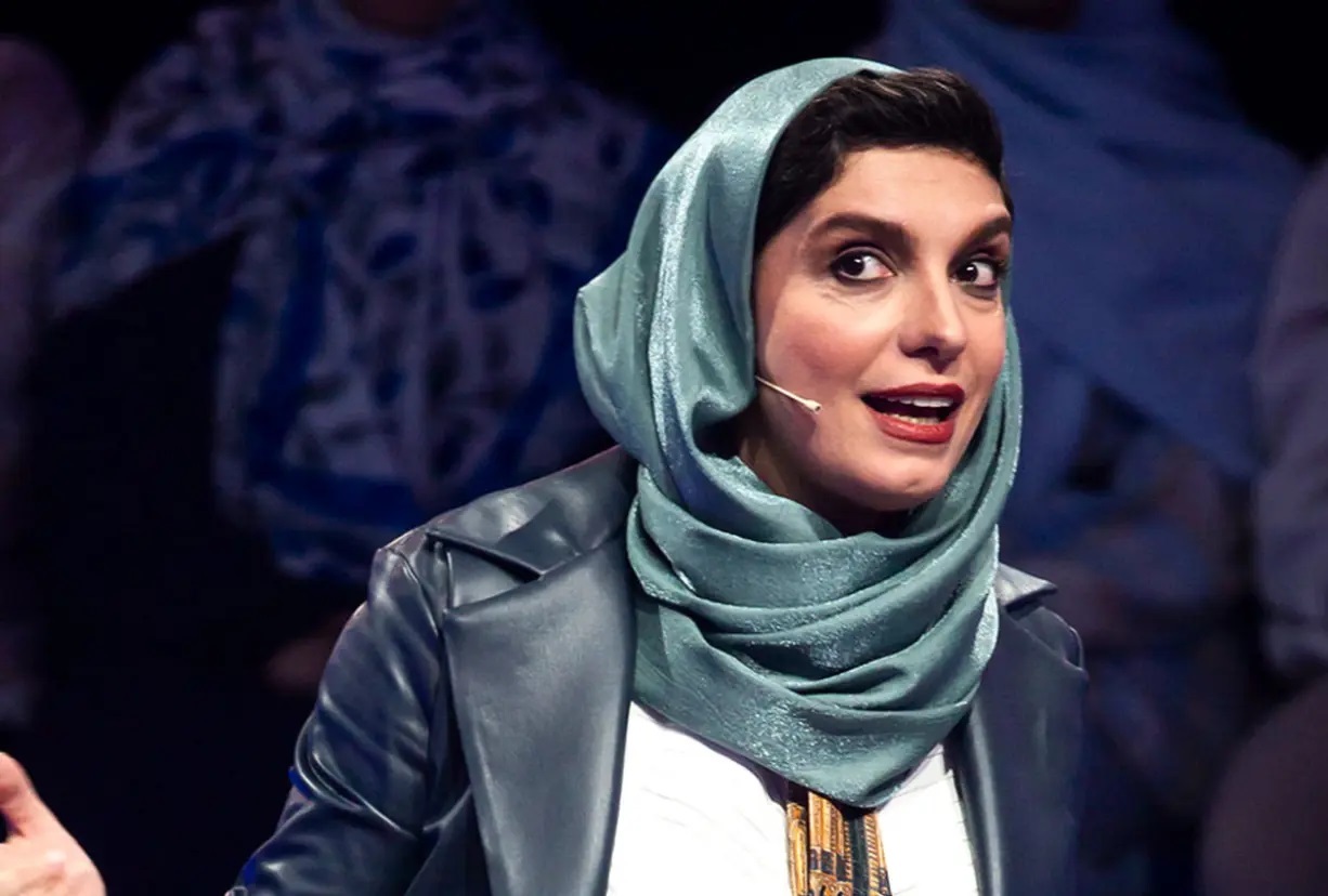 ببینید| خوانندگی الیکا عبدالرزاقی در برنامه صداتو ببینید| خوانندگی الیکا عبدالرزاقی در برنامه صداتو