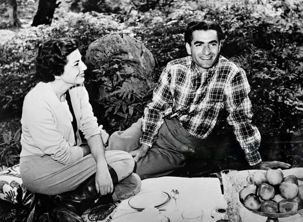 محمدرضا شاه پهلوی به همراه ملکه ثریا، همسر محبوبش محمدرضا شاه پهلوی به همراه ملکه ثریا، همسر محبوبش