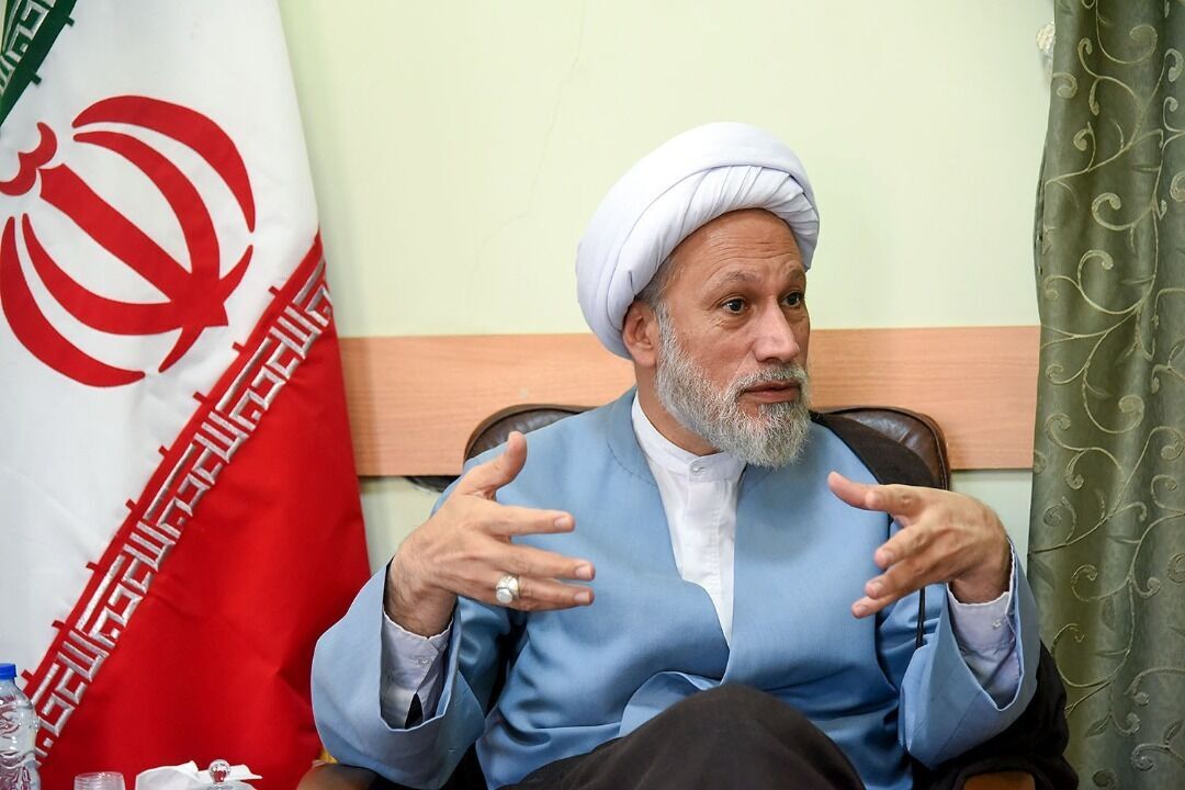 امام جمعه شیراز: تحریمها نهتنها ضرری ندارد، بلکه میتواند فضایی برای ما در بقیه دنیا باز کند امام جمعه شیراز: تحریمها نهتنها ضرری ندارد، بلکه میتواند فضایی برای ما در بقیه دنیا باز کند