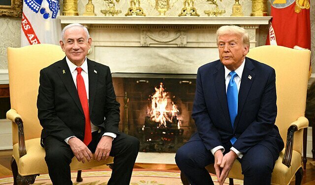 هشدار روزنامه اصولگرا: تله ترکیبی تل آویو برای فروپاشی جمهوری اسلامی از درون هشدار روزنامه اصولگرا: تله ترکیبی تل آویو برای فروپاشی جمهوری اسلامی از درون